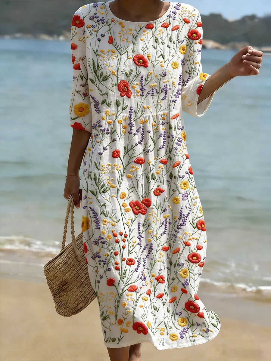 Vestido informal de mujer con estampado floral.