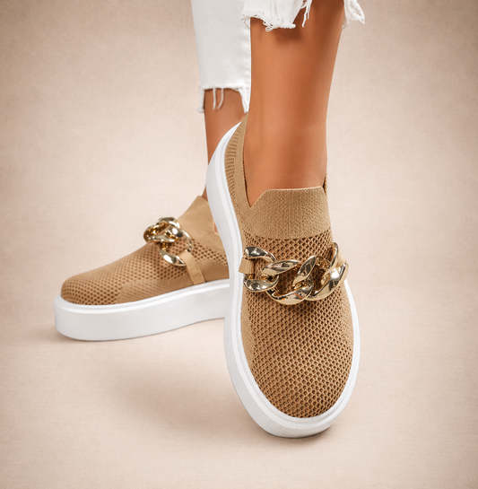María | Zapatos con cadena de metal