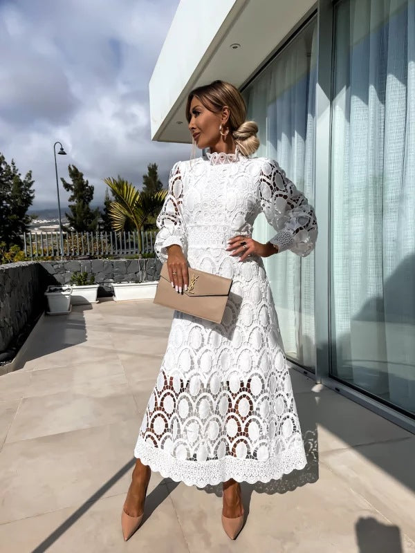 Noor | Vestido Romántico con Detalles Refinados