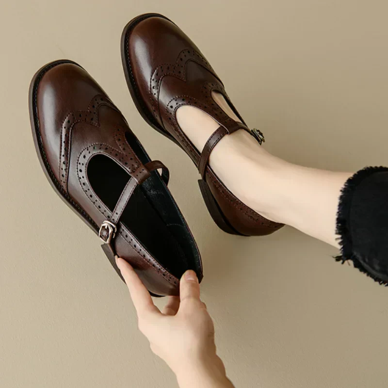 Julia | Zapatos ortopédicos con correa en forma de T