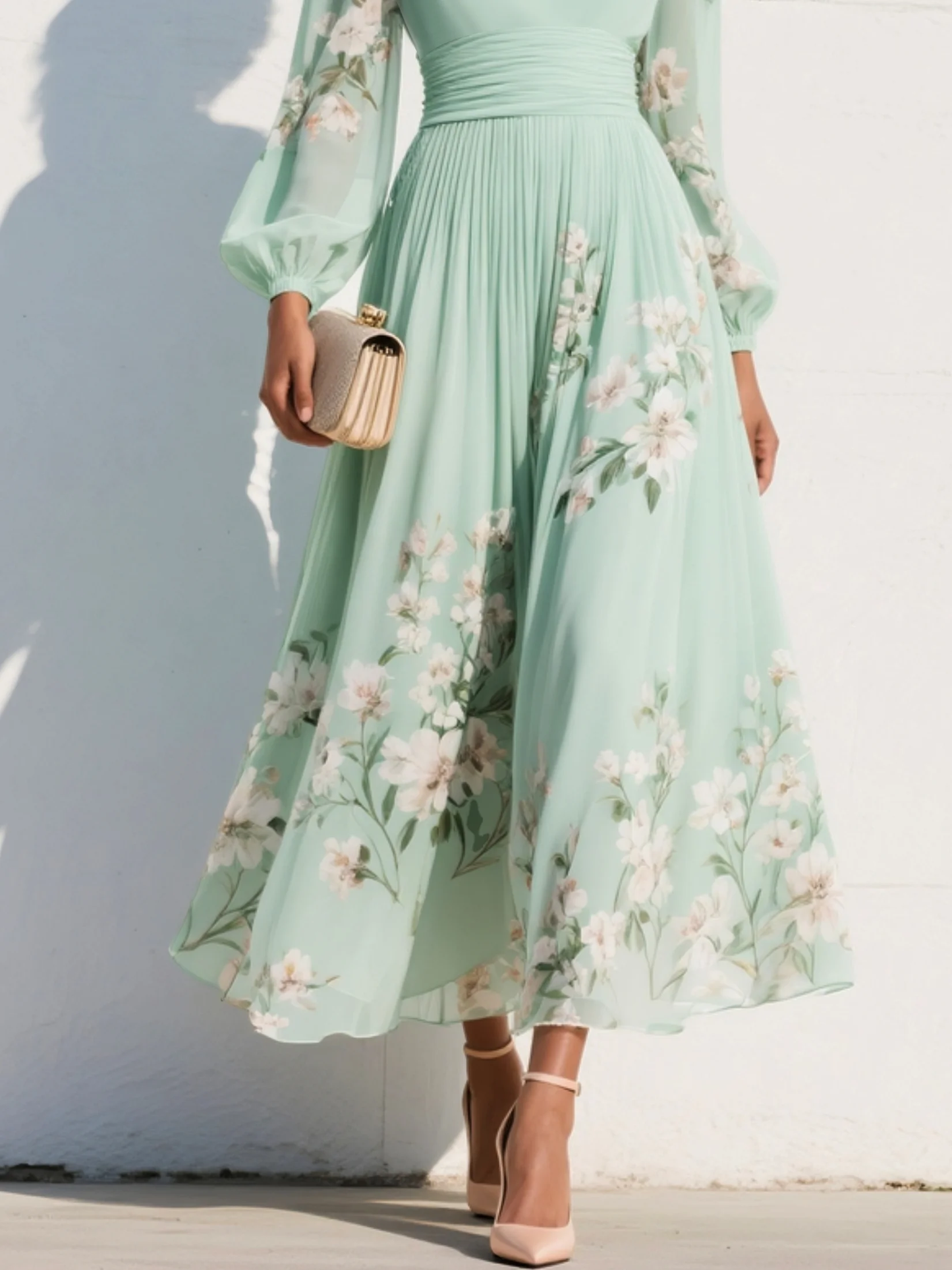 Vestido midi de gasa con escote de pico estampado